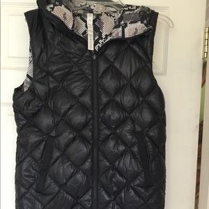 Lululemon reversible vest